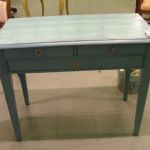 391 2164 WRITING DESK